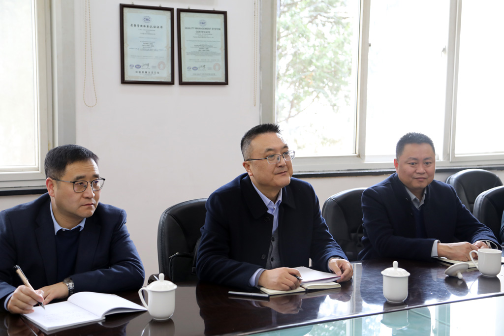 甘肃工业职业技术学院领导来星火数控公司洽谈校企合作