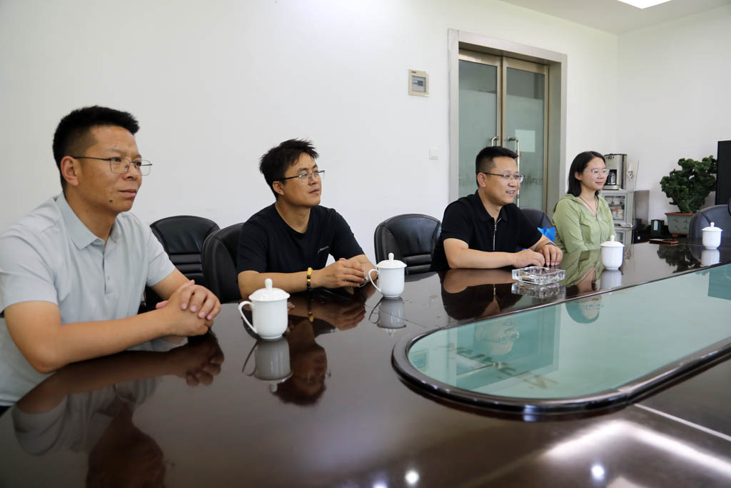 共商校企合作 助力人才引进  甘肃北方技工学校与甘肃星火智能数控机床公司共商校企合作事宜
