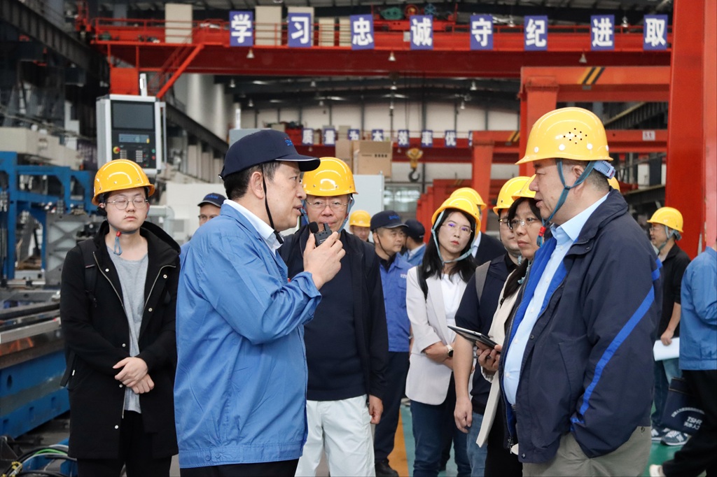 中国工程科技发展战略甘肃研究院专家组莅临星火数控调研指导工业母机产业发展工作